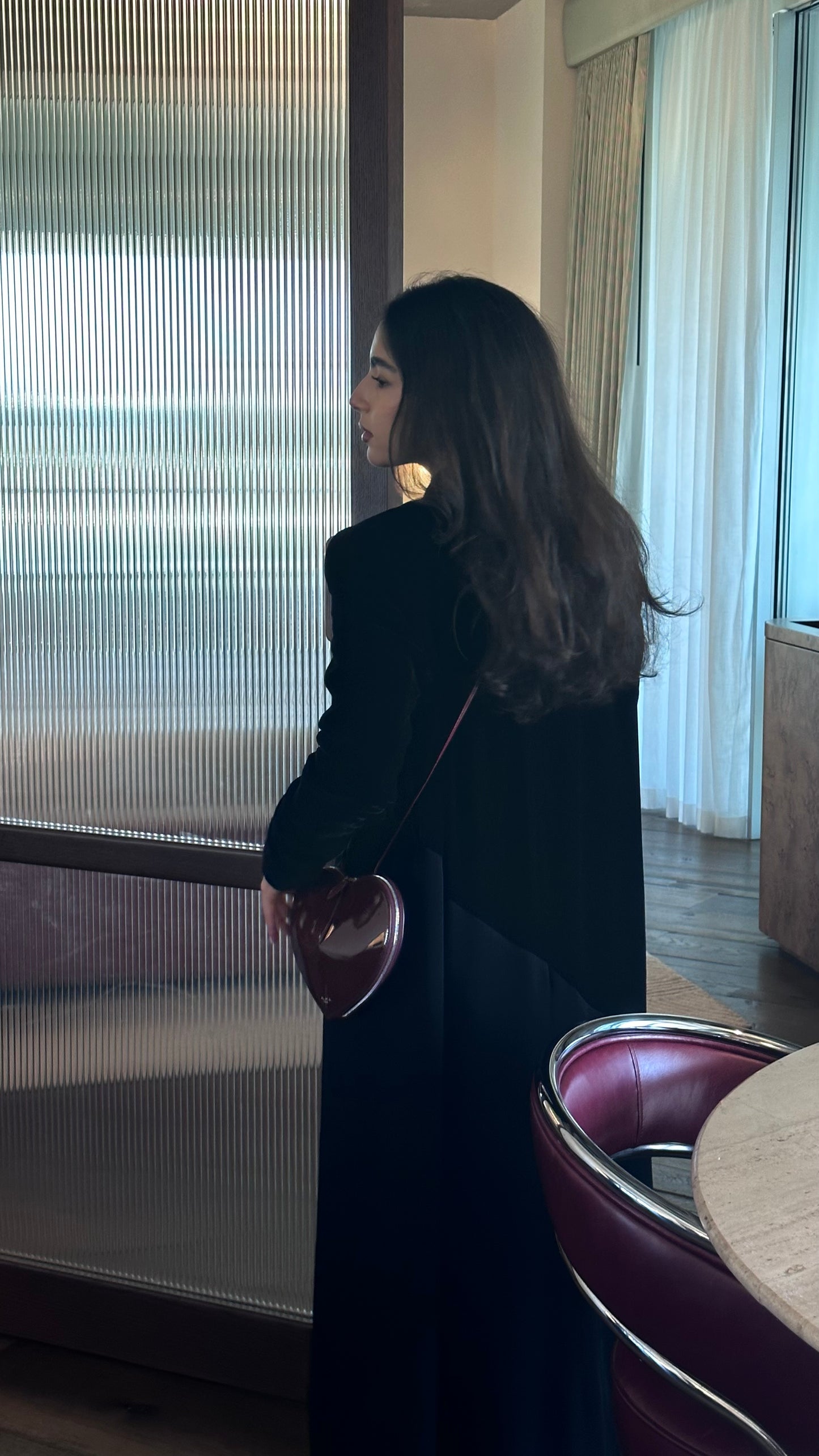 Abaya Velvet Black